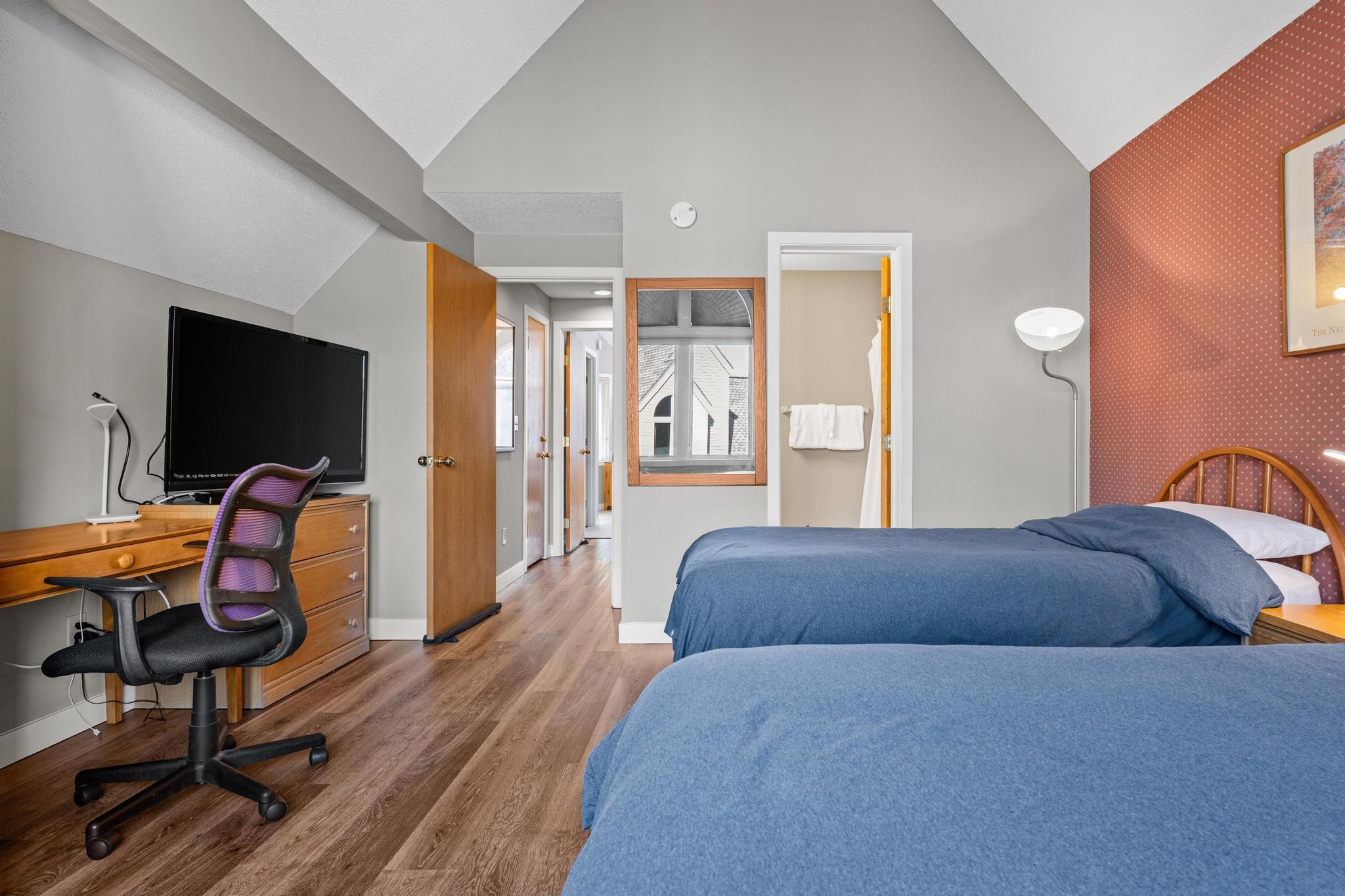 788 East Mountain Road, Unit D4 Killington, VT 05751 - Photo 16 of 34 Gallery Image 16