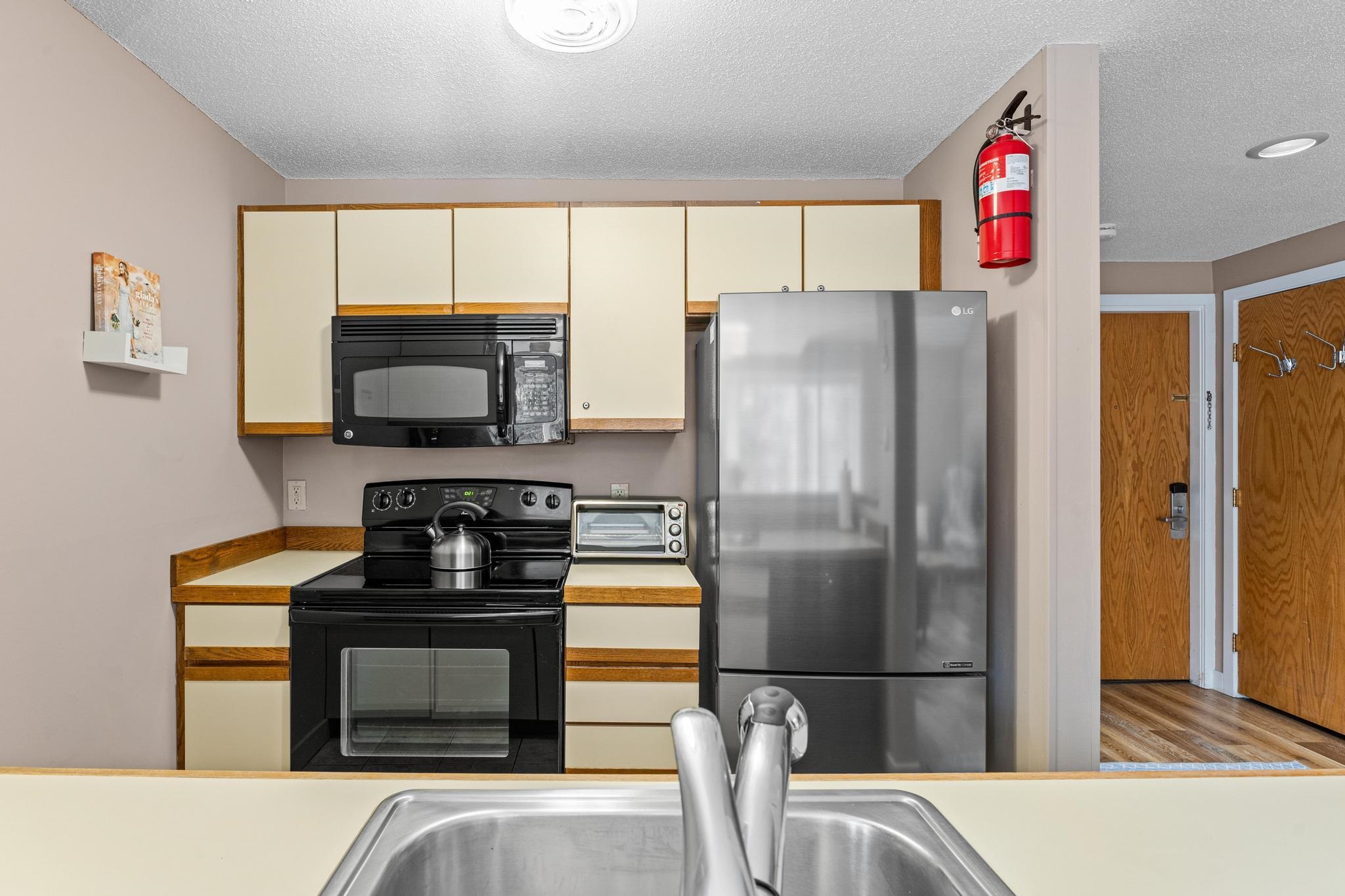 788 East Mountain Road, Unit D4 Killington, VT 05751 - Photo 3 of 34 Gallery Image 3