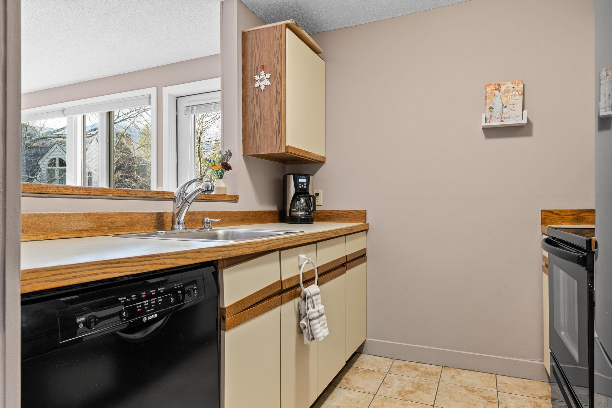 788 East Mountain Road, Unit D4 Killington, VT 05751 - Photo 34 of 34 Gallery Image 34