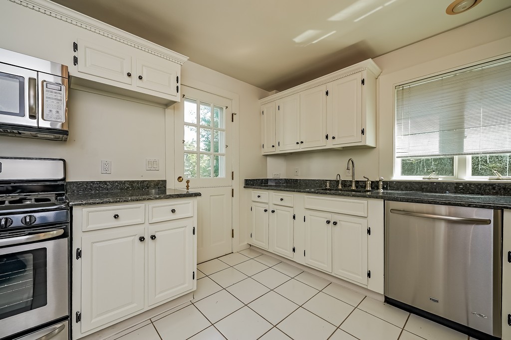 70 Ridge Street Arlington, MA 02474 - Photo 11 of 29 Gallery Image 11