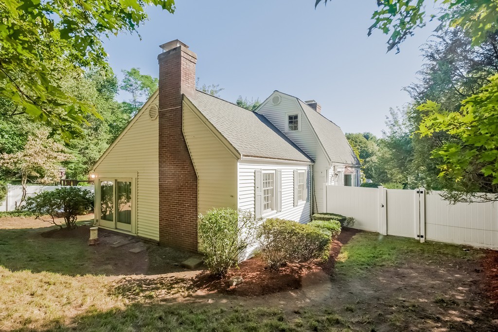 70 Ridge Street Arlington, MA 02474 - Photo 27 of 29 Gallery Image 27
