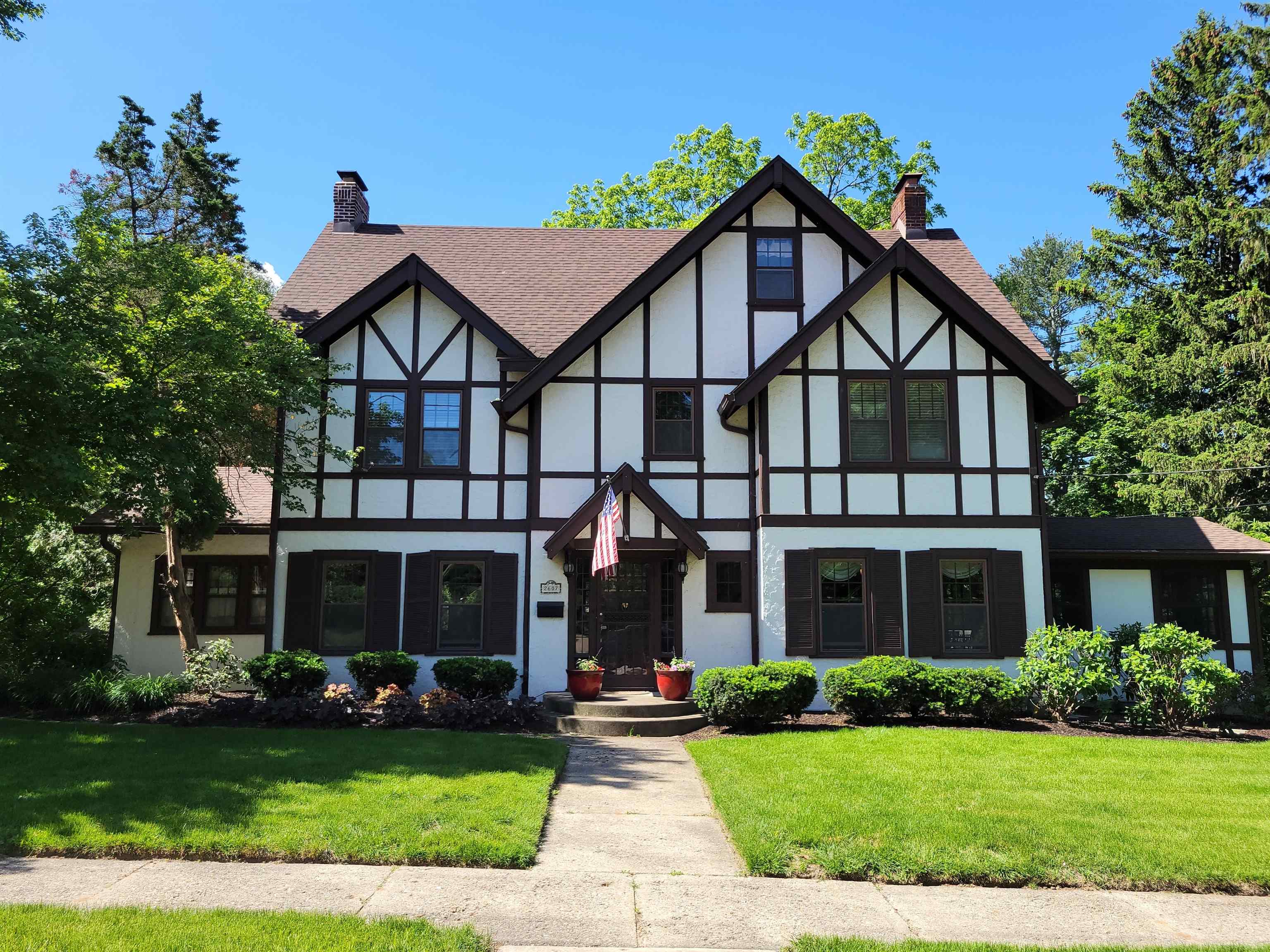 2607 Highcrest Road Rockford, IL 61107 - Photo 1 of 39 Gallery Image 1