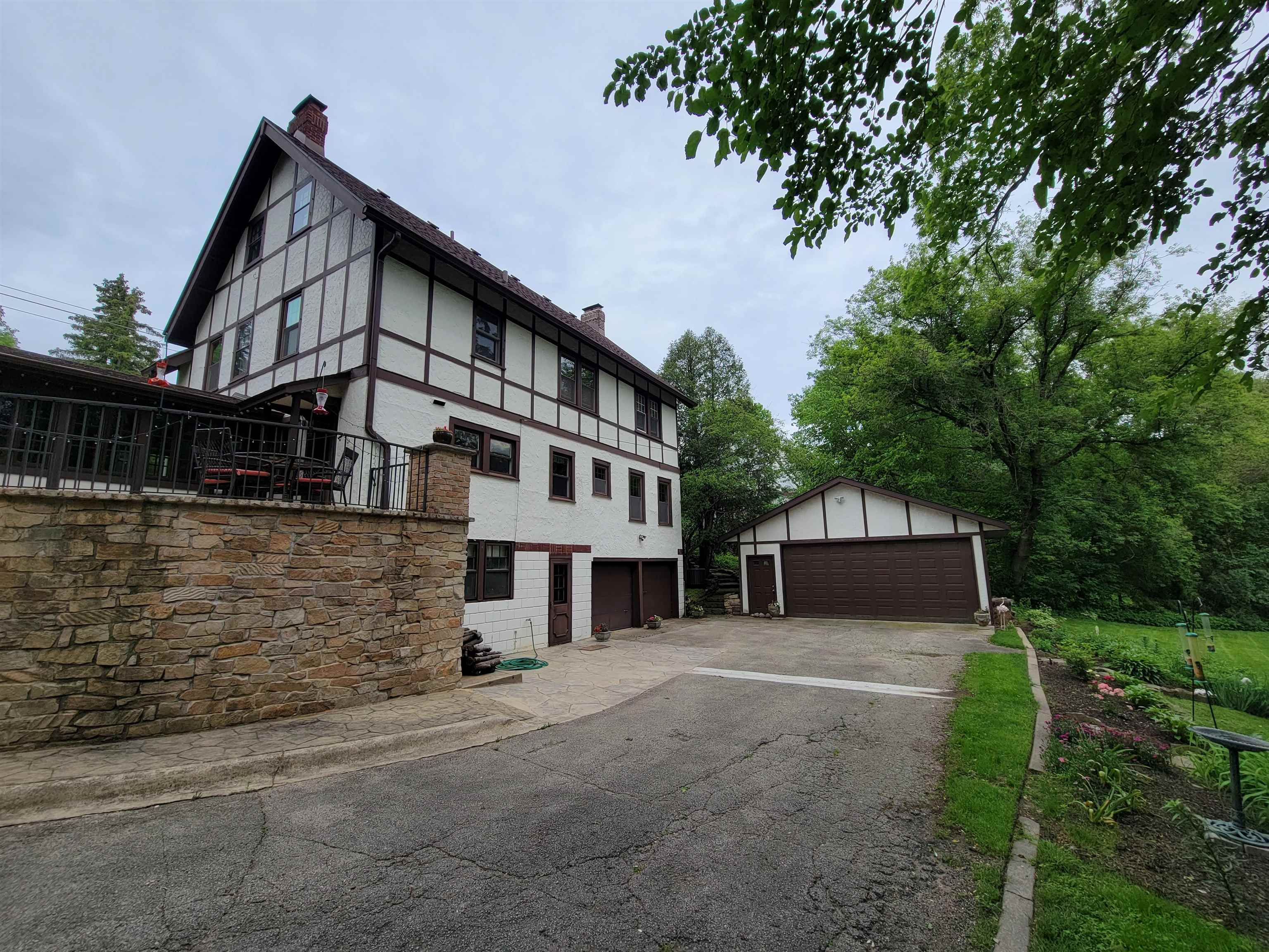 2607 Highcrest Road Rockford, IL 61107 - Photo 38 of 39 Gallery Image 38