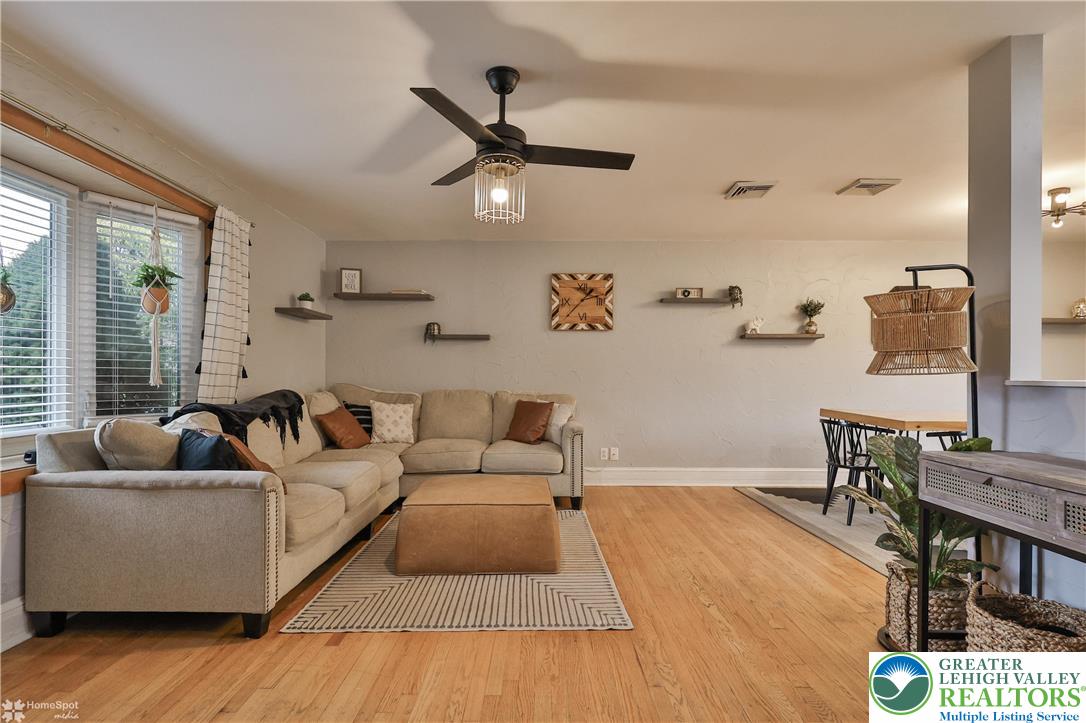 141 Elm Road Allentown, PA 18104 - Photo 5 of 44 Gallery Image 5