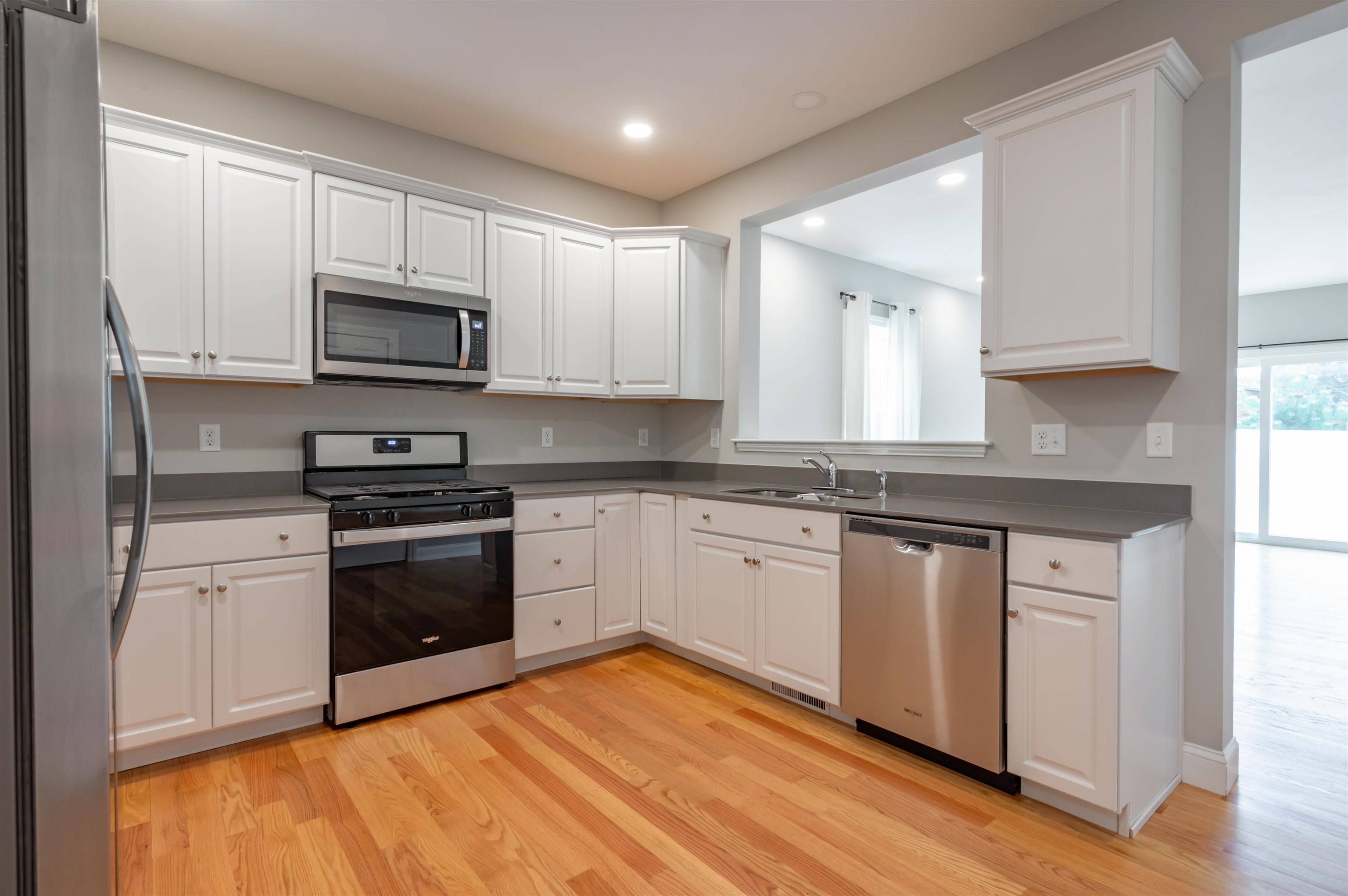 22 A Angel Point Circle Goffstown, NH 03045 - Photo 4 of 29