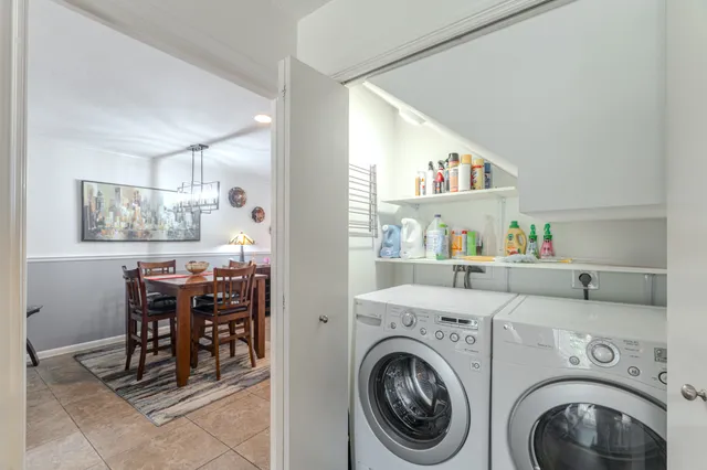 $1,950 | 6339 Del Monte Drive, Unit 95, Houston, TX 77057