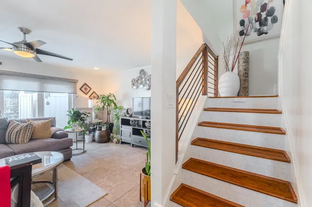 $1,950 | 6339 Del Monte Drive, Unit 95, Houston, TX 77057