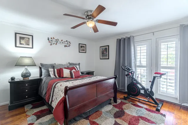 $1,950 | 6339 Del Monte Drive, Unit 95, Houston, TX 77057