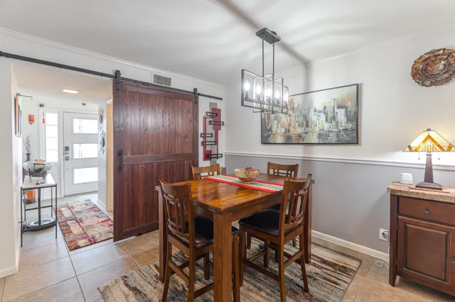 $1,950 | 6339 Del Monte Drive, Unit 95, Houston, TX 77057