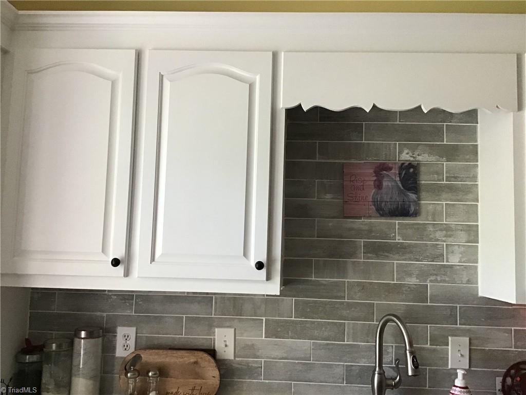 1890 Happy Hill Road Lexington, NC 27295 - Photo 27 of 35 kitchen