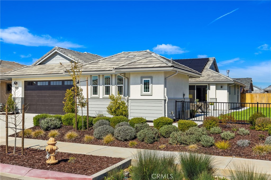 685 Prosecco Lane Paso Robles, CA 93446 - Photo 1 of 1 a front view of a house with garden