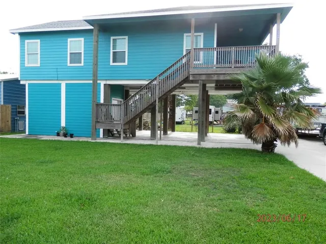 $340,000 | 126 A 19th Street, Dickinson, TX 77539