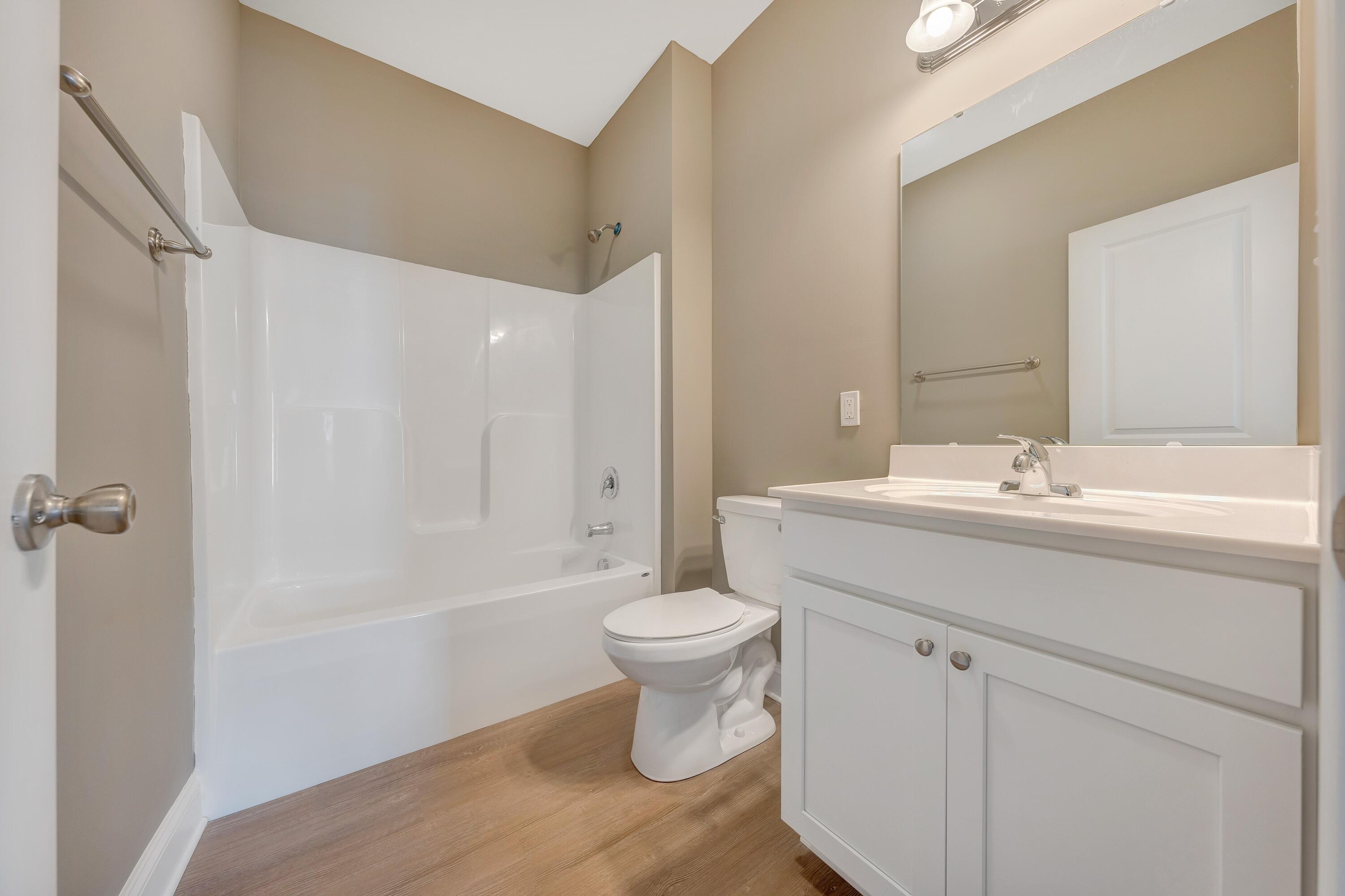 5679 Huntridge Road Roanoke, VA 24012 - Photo 12 of 14 13. Master bath