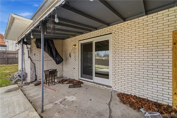 $2,600 | 4 Villa Moraine Drive, Cheektowaga, NY 14225