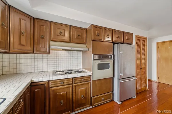 $2,600 | 4 Villa Moraine Drive, Cheektowaga, NY 14225