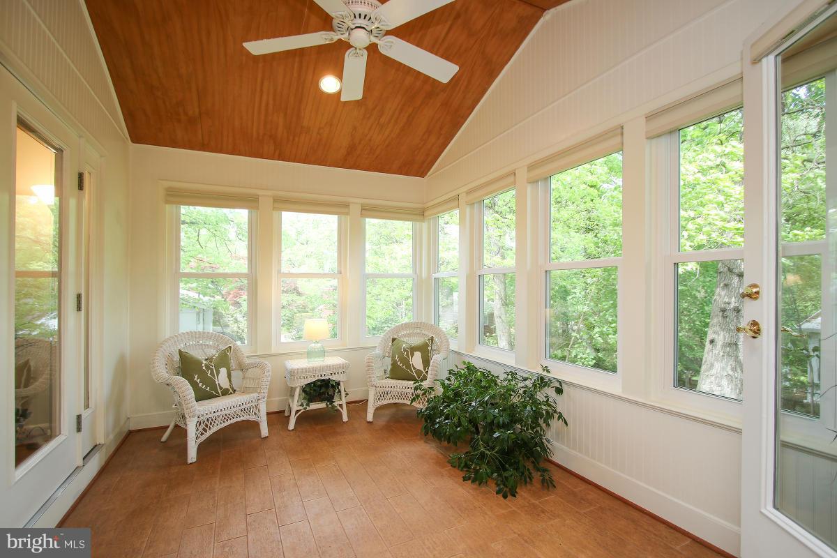 10701 Glenwild Road Silver Spring, MD 20901 - Photo 14 of 30 Interior (General)