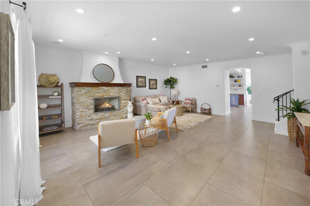 308 5th Street Huntington Beach, CA 92648 - Photo 12 of 45