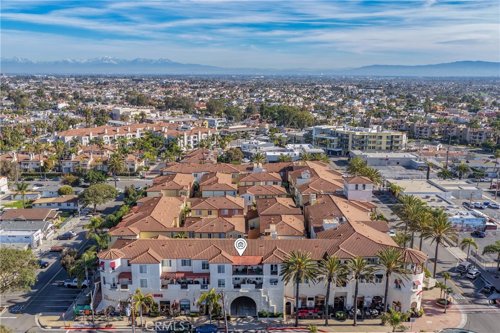 308 5th Street Huntington Beach, CA 92648 - Photo 5 of 41 an aerial view of a city