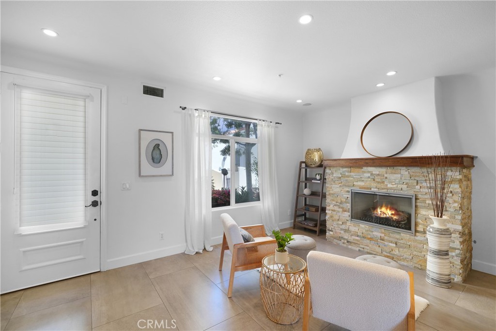 308 5th Street Huntington Beach, CA 92648 - Photo 10 of 45