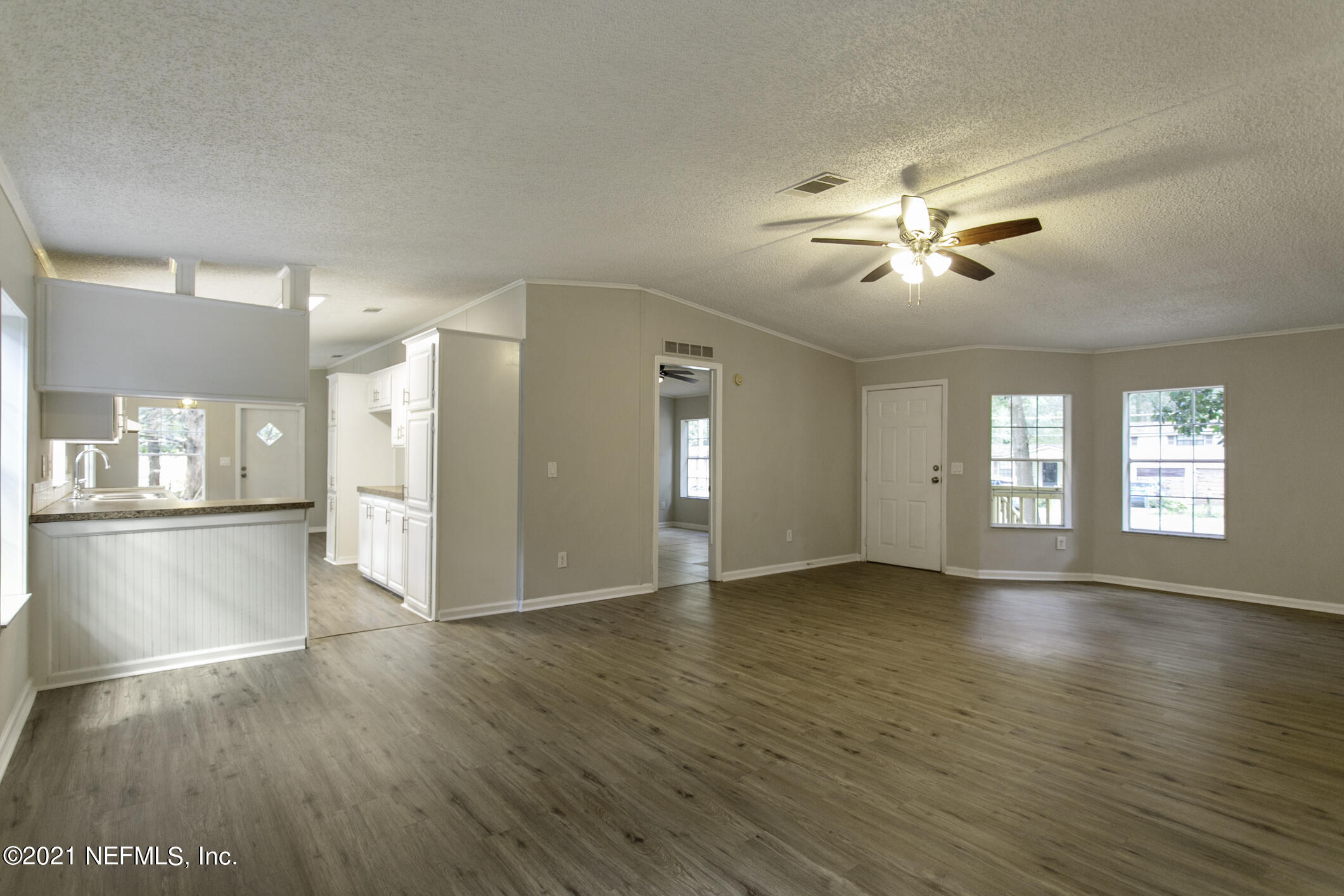 7420 Bob O Link Road Jacksonville, FL 32219 - Photo 11 of 34 Living Area