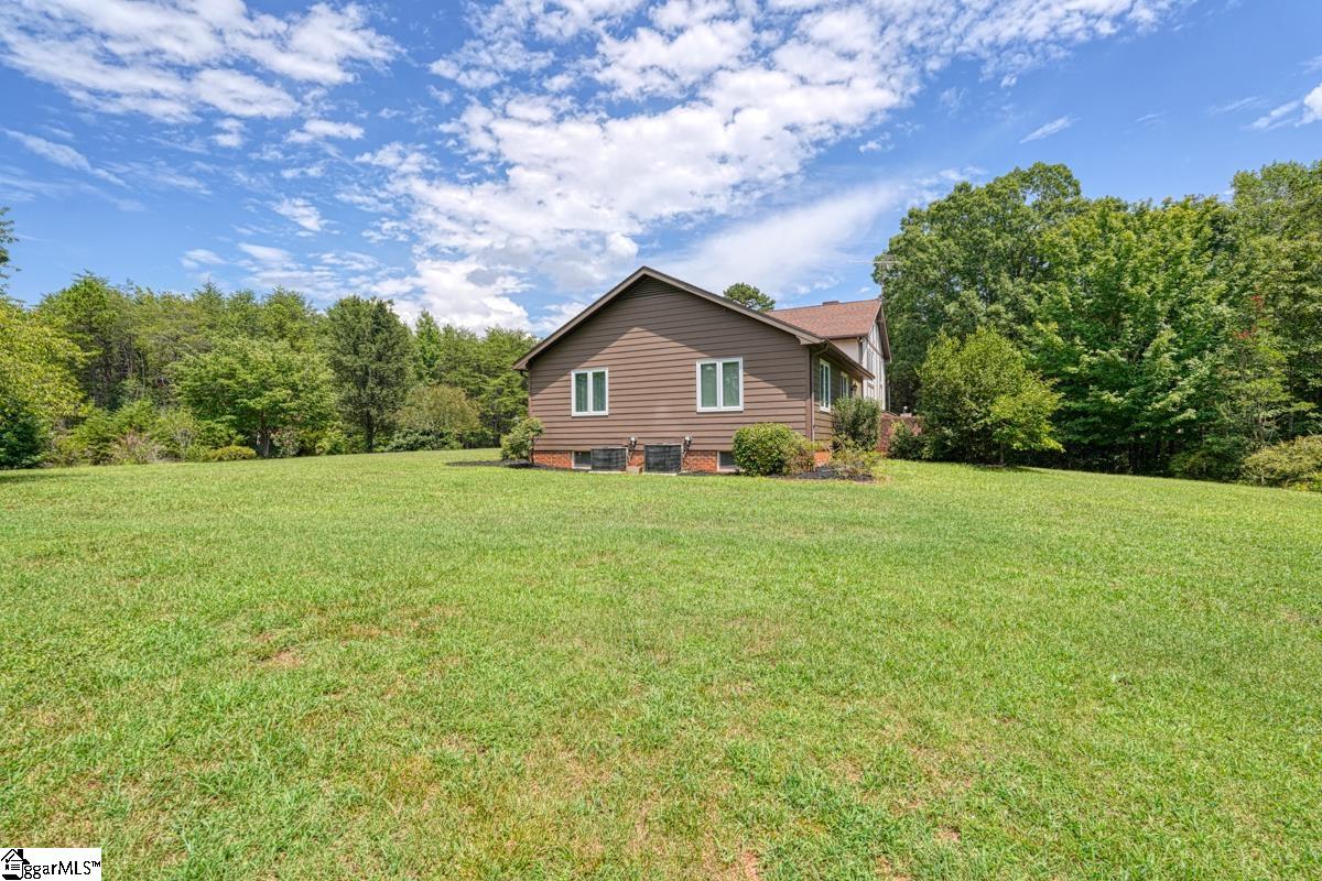 425 State Rd S-42-7023 Campobello, SC 29322 - Photo 5 of 32 Gallery Image 5