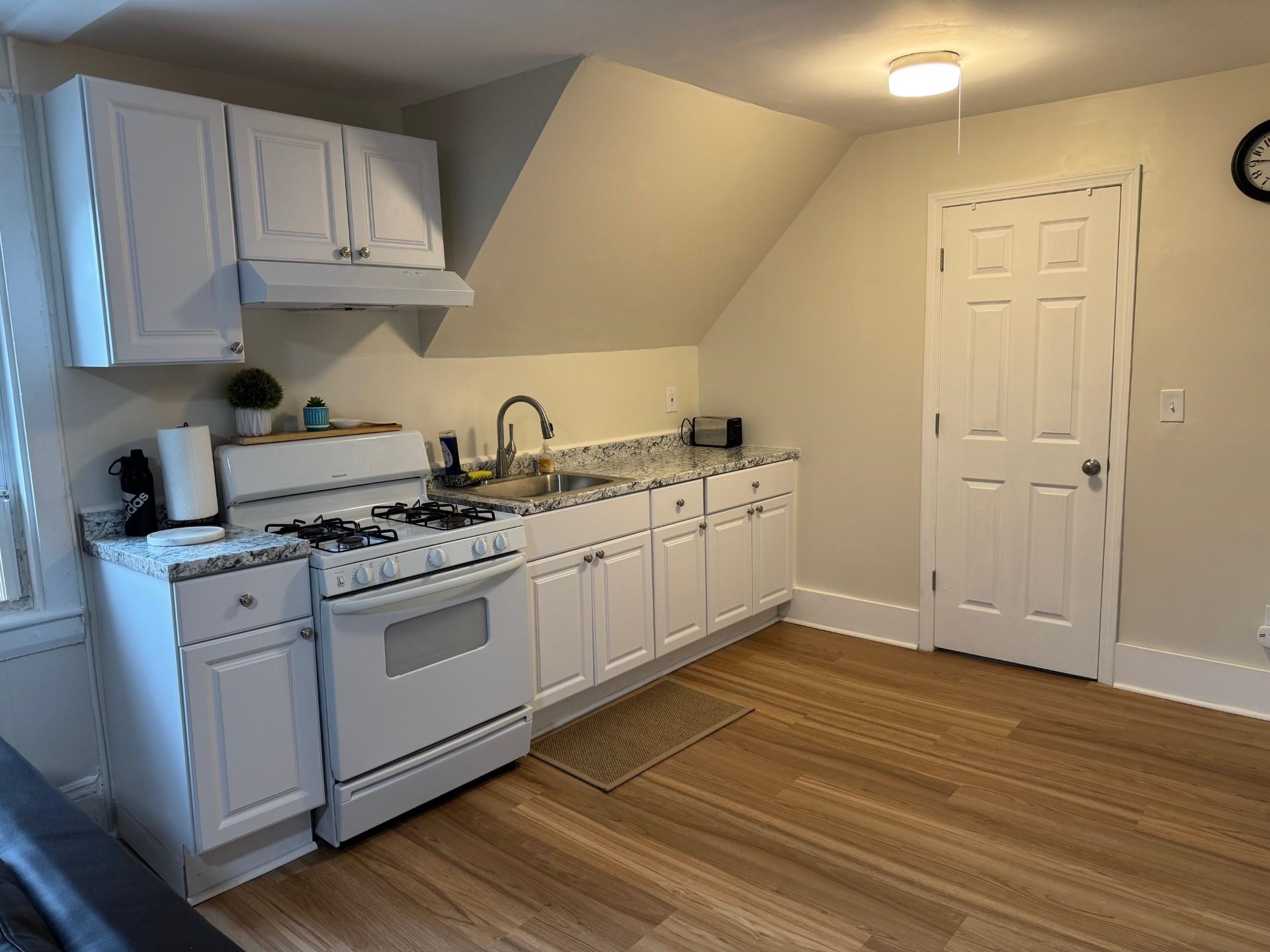 272 Front Street Manchester, NH 03102 - Photo 46 of 56