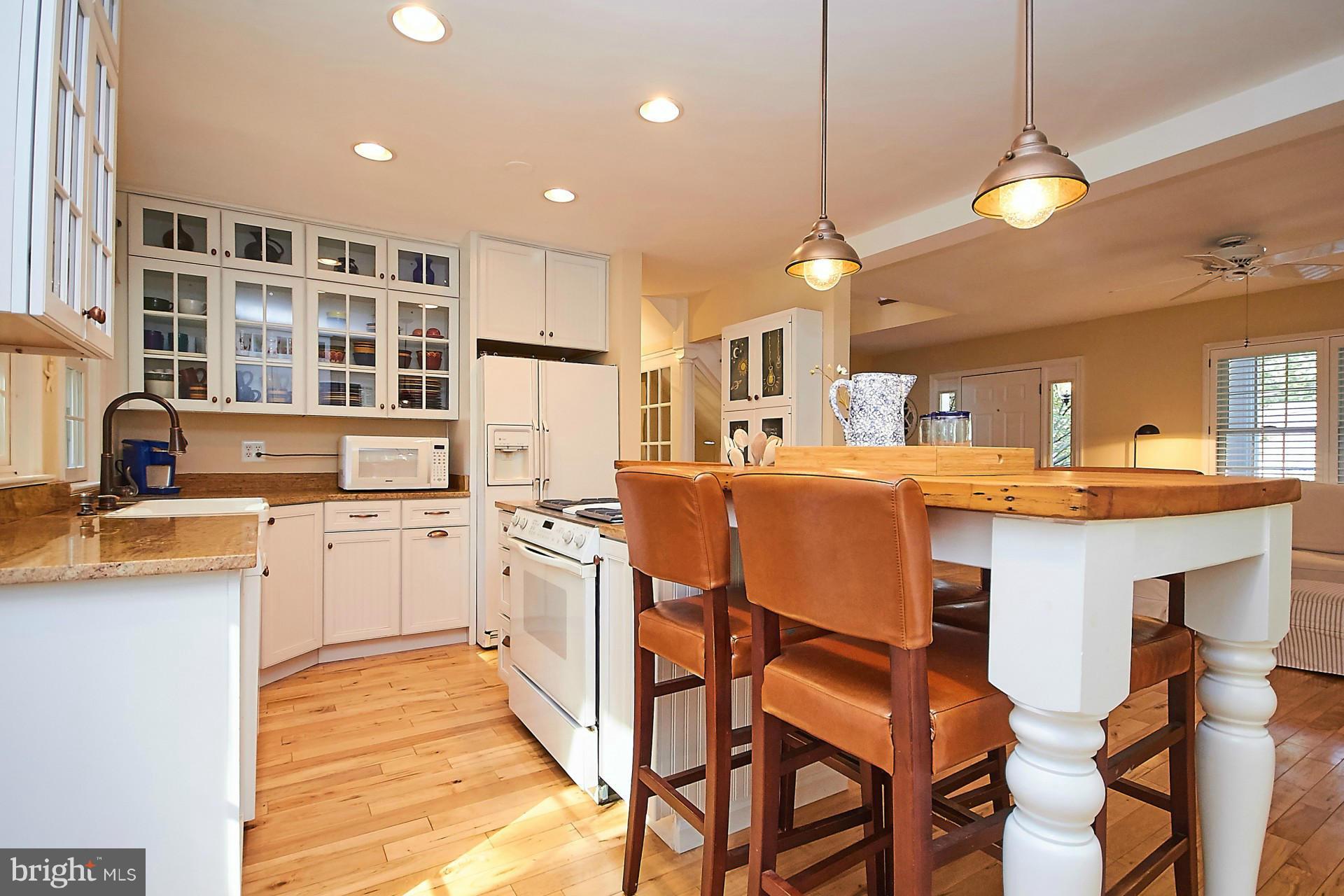 2816 Cameron Road Falls Church, VA 22042 - Photo 8 of 27 Kitchen