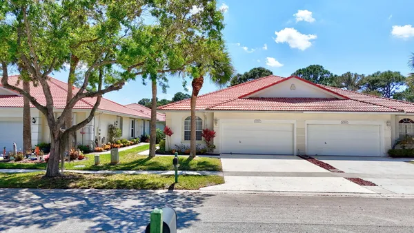 $2,900 | 6785 Southeast Warwick Lane, Stuart, FL 34997