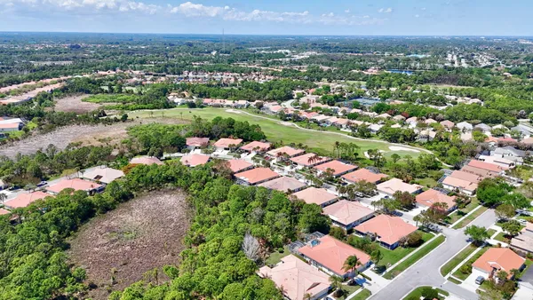 $2,900 | 6785 Southeast Warwick Lane, Stuart, FL 34997