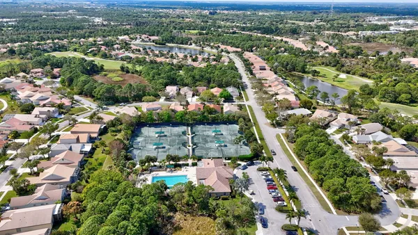 $2,900 | 6785 Southeast Warwick Lane, Stuart, FL 34997