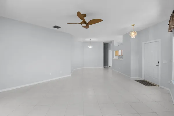 $2,900 | 6785 Southeast Warwick Lane, Stuart, FL 34997