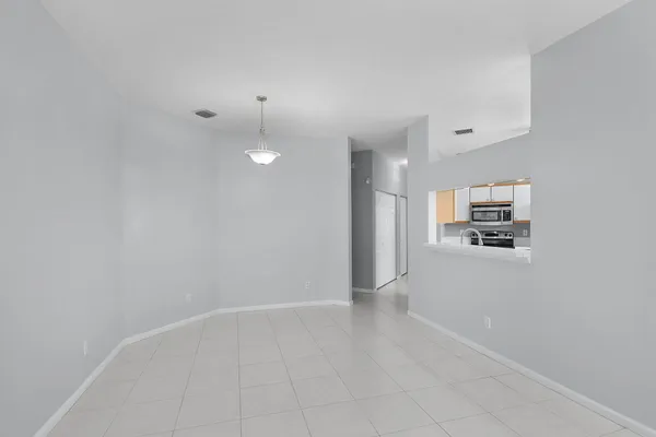 $2,900 | 6785 Southeast Warwick Lane, Stuart, FL 34997
