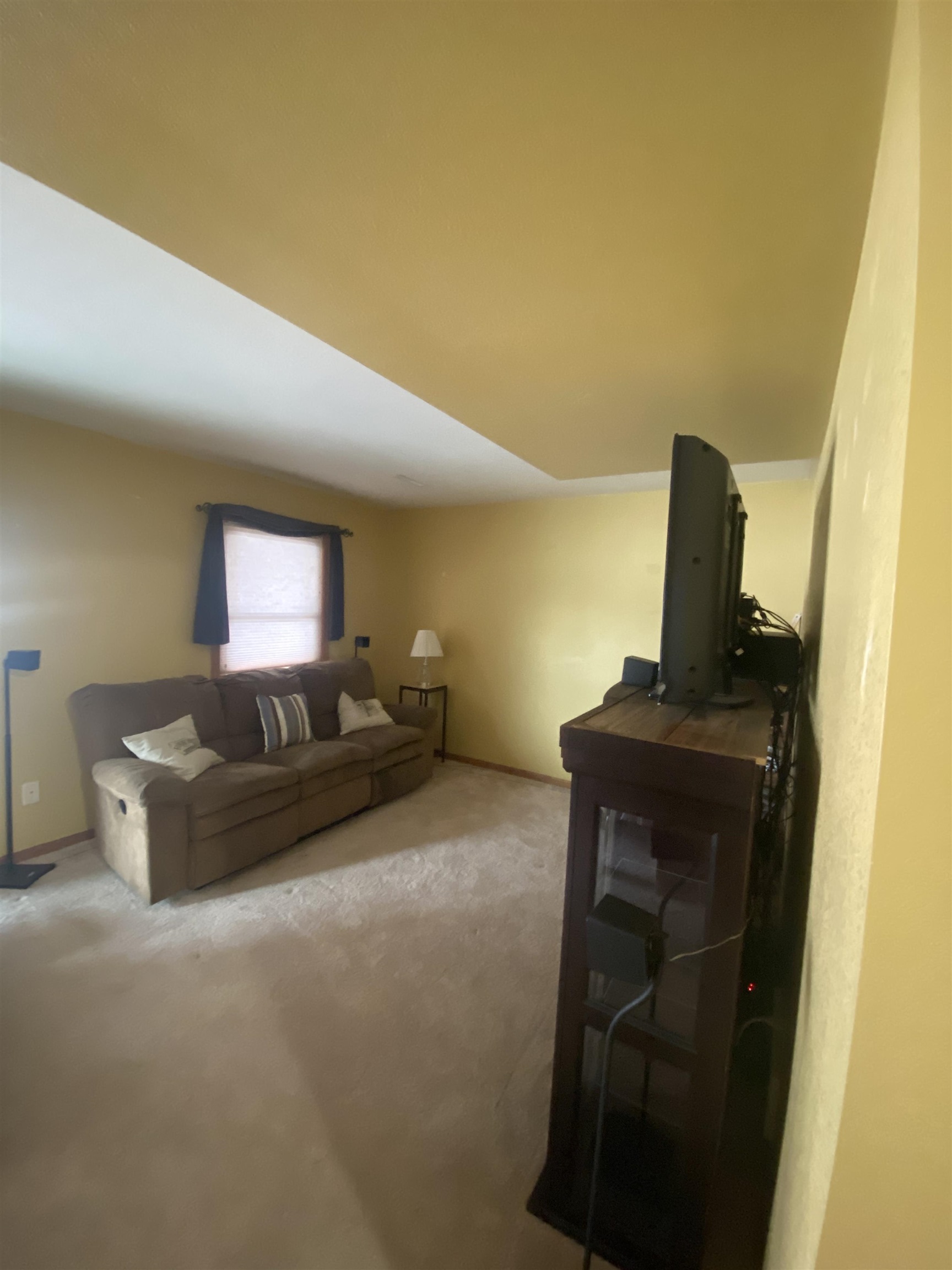 4814 County Road R Oshkosh, WI 54902 - Photo 3 of 8