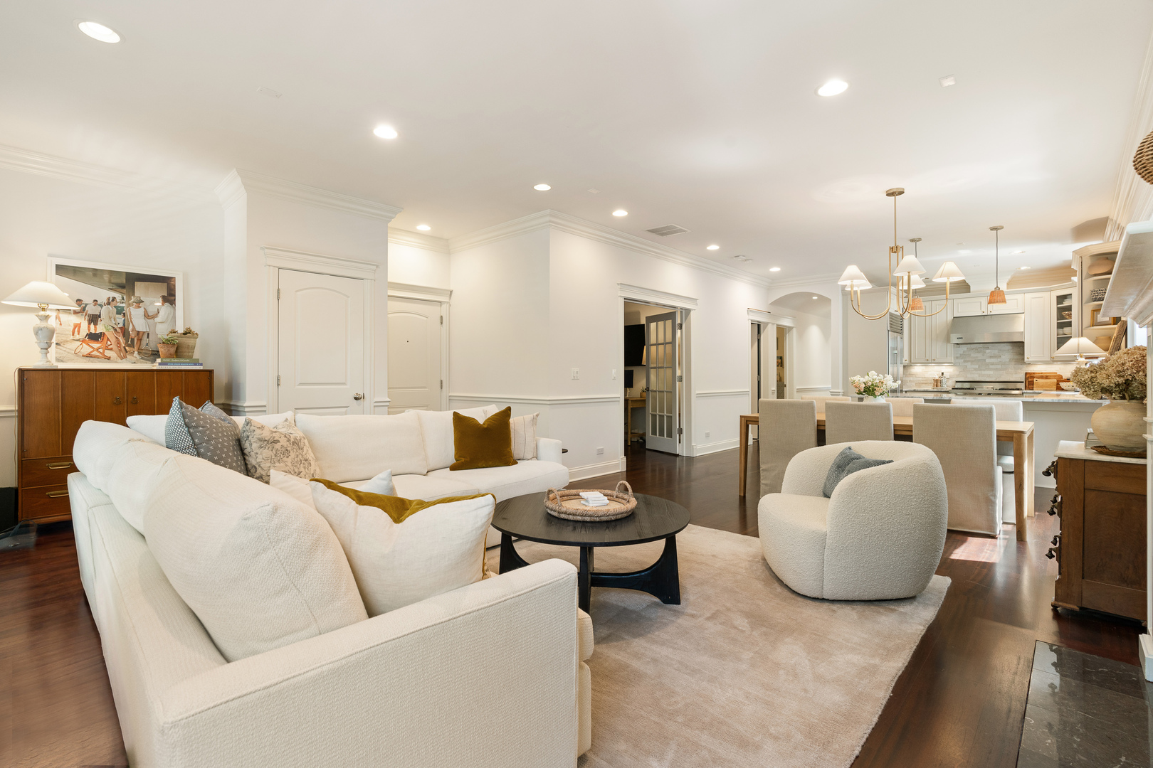 901 West Fletcher Street, Unit 2 Chicago, IL 60657 - Photo 5 of 23