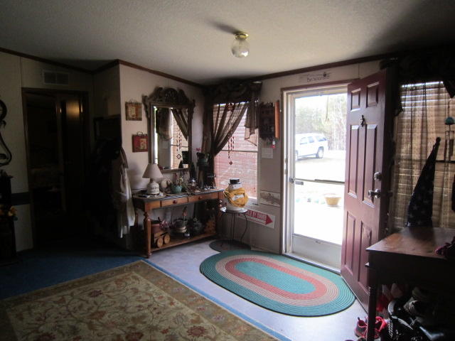 150 Fralins Road Rocky Mount, VA 24151 - Photo 8 of 13 Entrance
