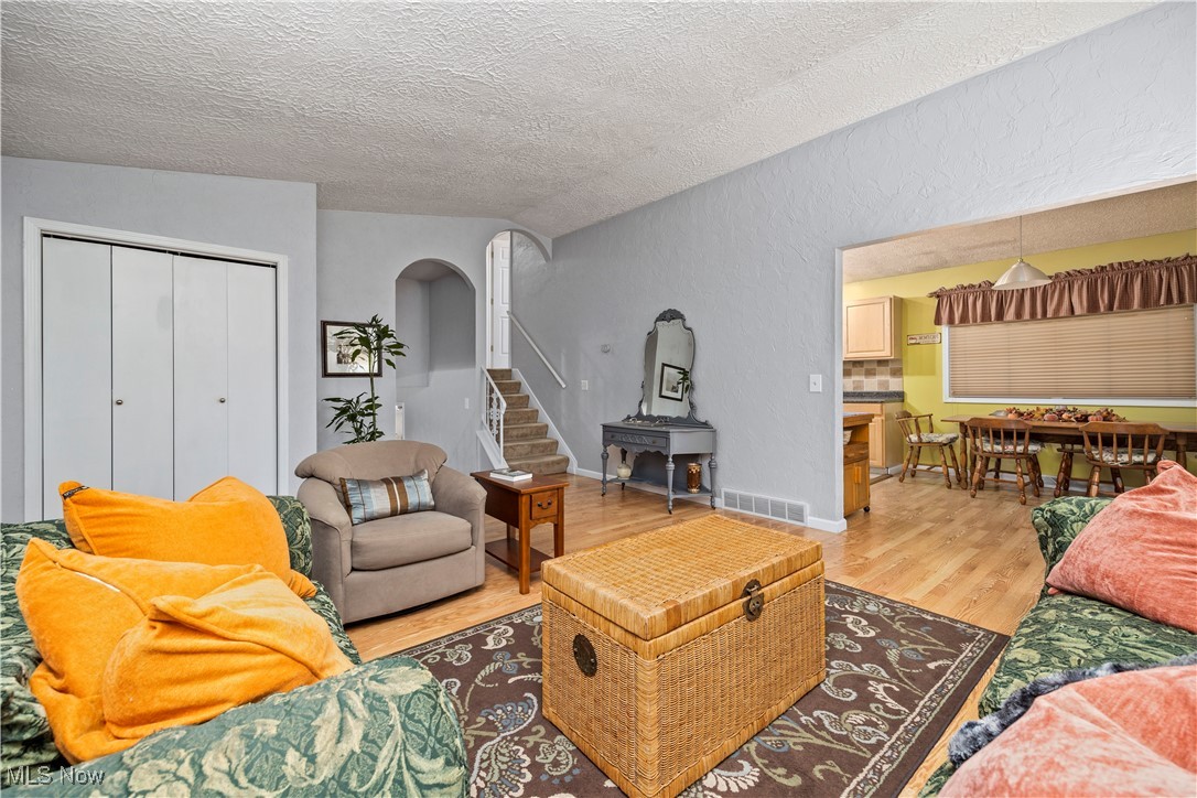 800 Cooper Foster Park Road Amherst, OH 44001 - Photo 4 of 39 Gallery Image 4