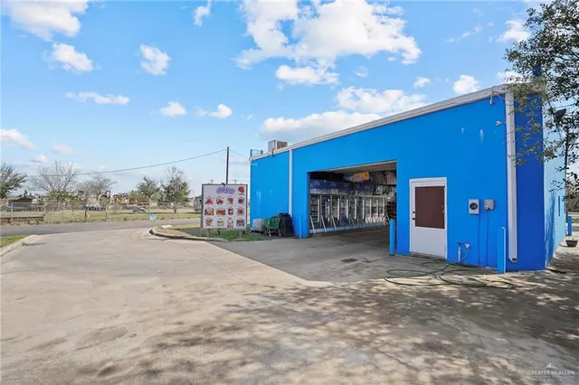 $1,095,000 | 1921 West Main Avenue, Mission, TX 78573