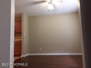 237 Coston Road Richlands, NC 28574 - Photo 11 of 20 Higgins dining
