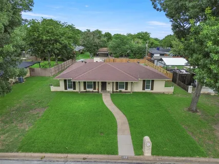 $270,000 | 152 Stardust Lane, DeSoto, TX 75115