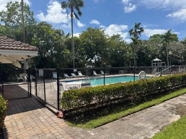 $3,400 | 6639 Hidden Cove Drive, Unit 47, Davie, FL 33314