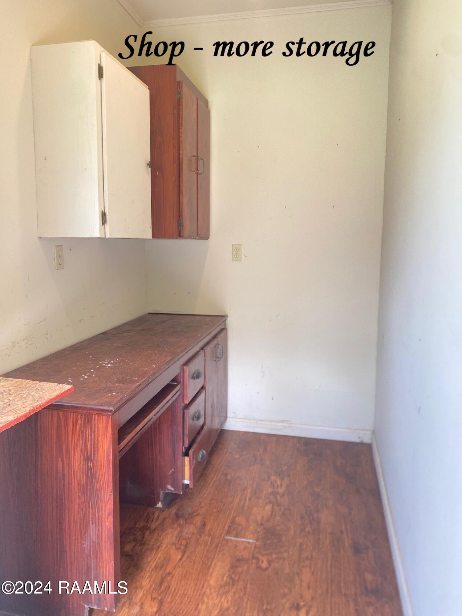 353 Welch Road Rayne, LA 70578 - Photo 35 of 37 closet in shop