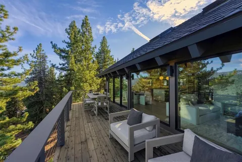 $4,800,000 | 877 Tyner Way, Incline Village, NV 89451