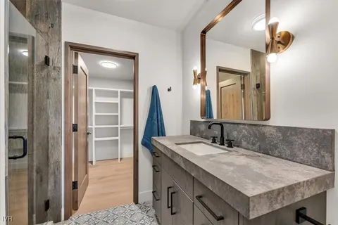 $4,800,000 | 877 Tyner Way, Incline Village, NV 89451