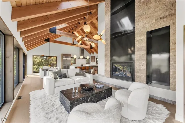 $4,800,000 | 877 Tyner Way, Incline Village, NV 89451