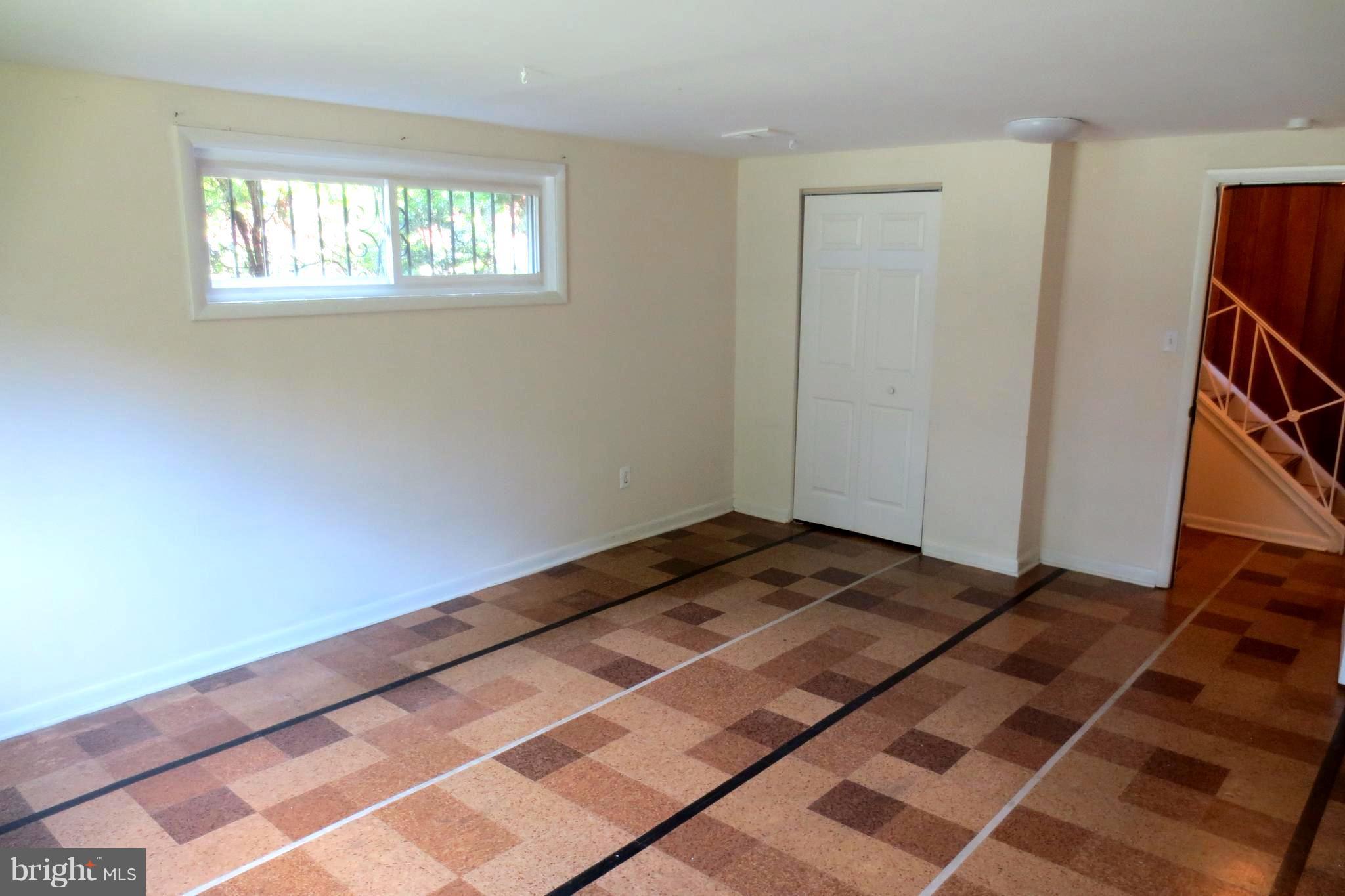 2206 Ellis Street Silver Spring, MD 20910 - Photo 13 of 23 Family Room View