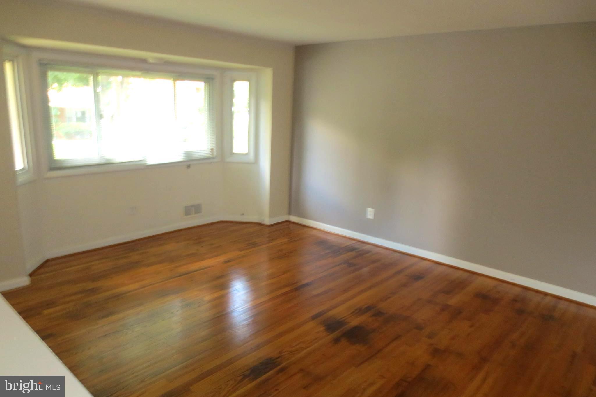 2206 Ellis Street Silver Spring, MD 20910 - Photo 6 of 23 Living Room View