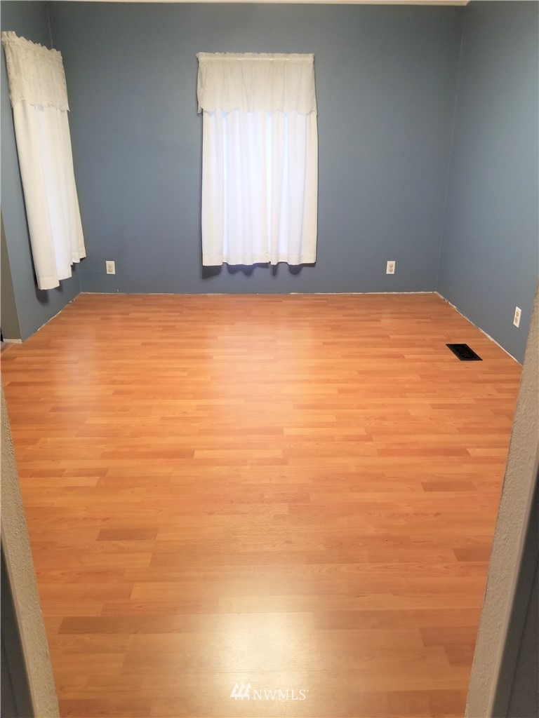 2411 Southwest Ritchie Drive Port Orchard, WA 98367 - Photo 14 of 25 Gallery Image 14