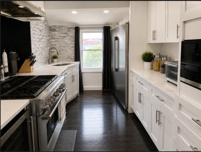 192-01 110th Road Queens, NY 11412 - Photo 3 of 11 Gallery Image 3