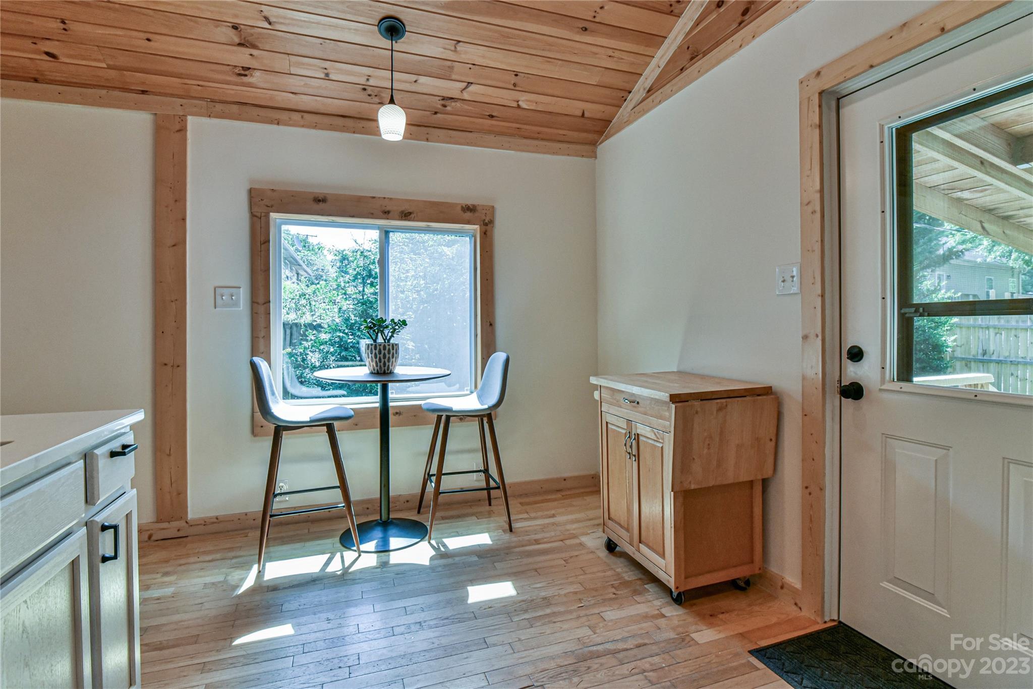 33 Davidson Road Asheville, NC 28803 - Photo 11 of 26 Gallery Image 11