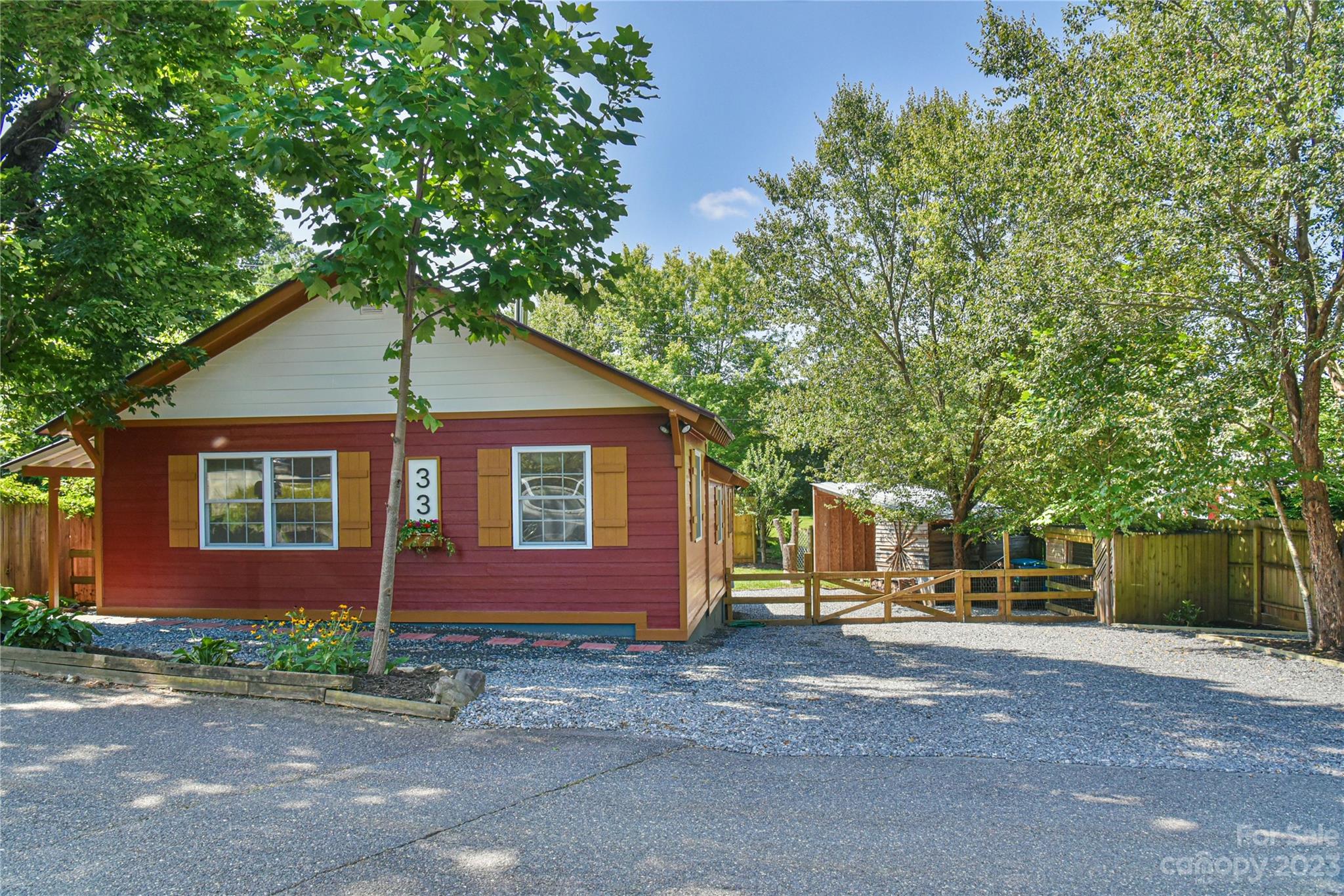 33 Davidson Road Asheville, NC 28803 - Photo 3 of 26 Gallery Image 3